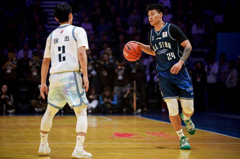 全明星正赛-徐杰35分+MVP迪亚洛41+9 南区明星胜北区明星